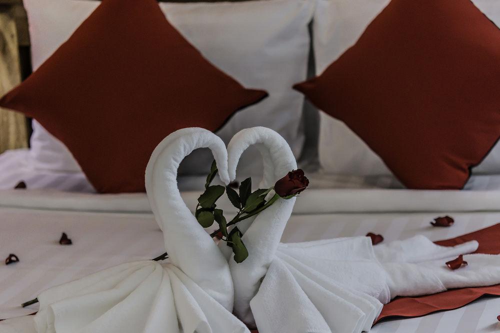 Diamond Palace Resort & Sky Bar Phnom-Penh Buitenkant foto