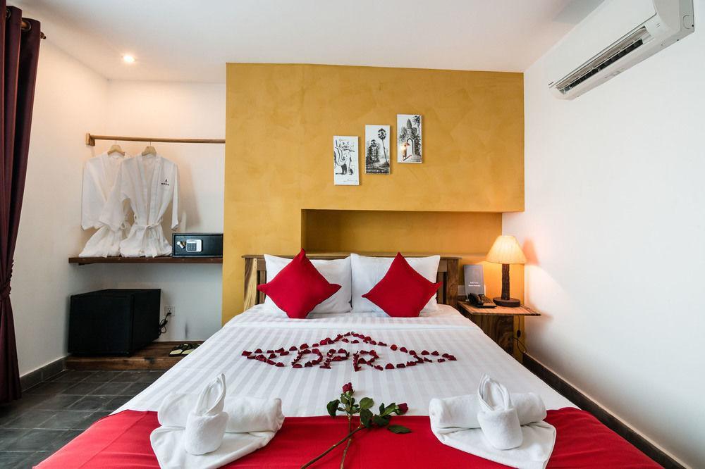 Diamond Palace Resort & Sky Bar Phnom-Penh Buitenkant foto