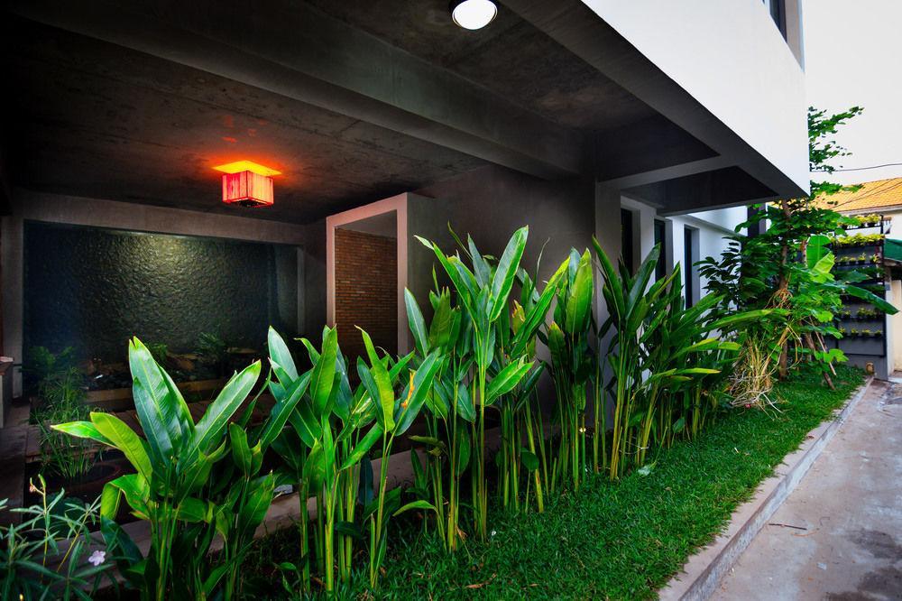 Diamond Palace Resort & Sky Bar Phnom-Penh Buitenkant foto