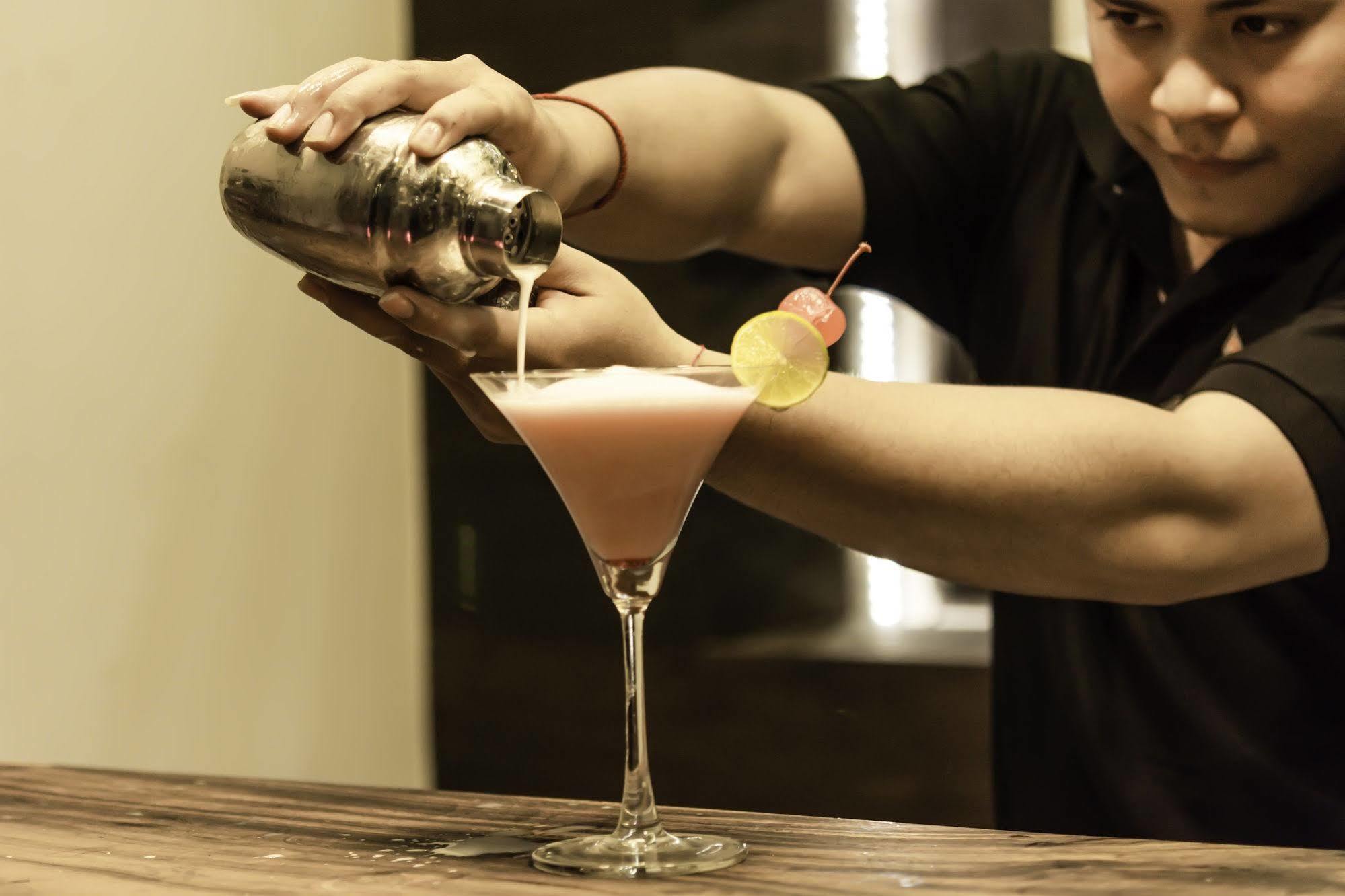 Diamond Palace Resort & Sky Bar Phnom-Penh Buitenkant foto